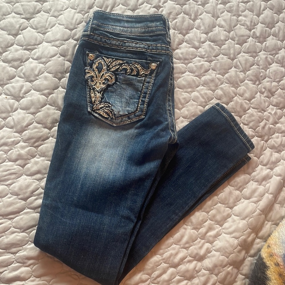 Miss Me Studded embroidered Jeans